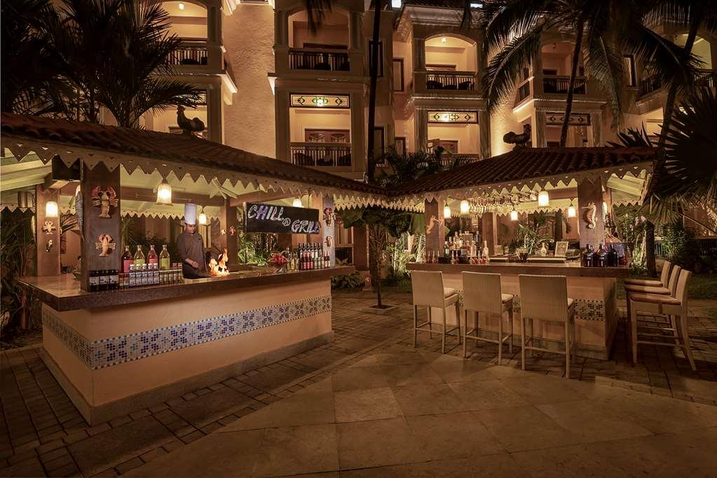 Country Inn & Suites By Radisson, Goa Candolim Restaurang bild