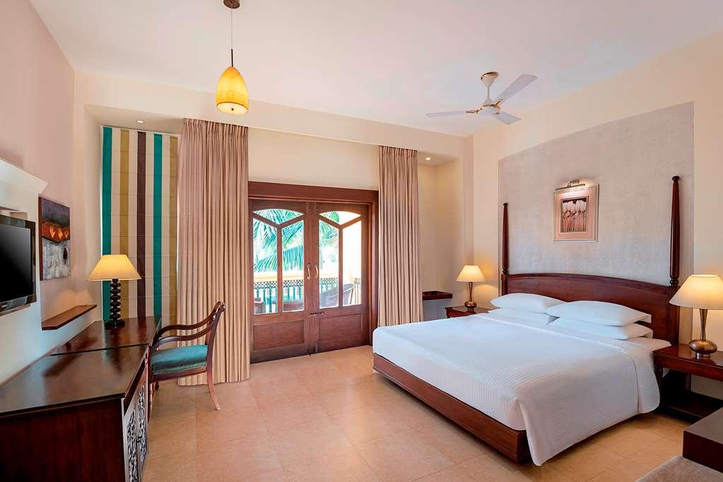 Country Inn & Suites By Radisson, Goa Candolim Rum bild